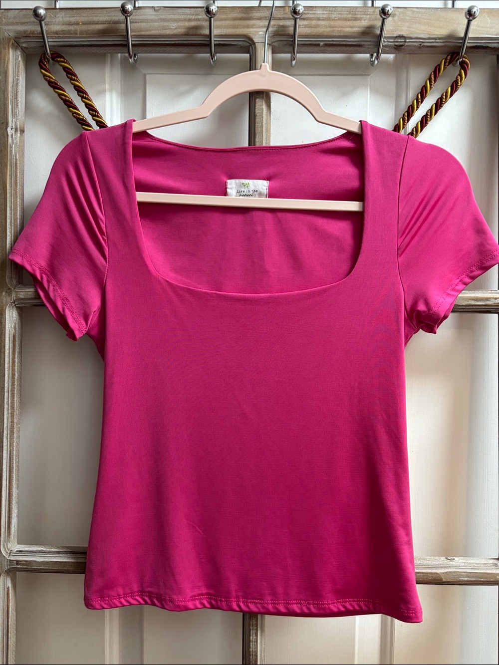 Square Neck Short Sleeve Tee in Fuchsia